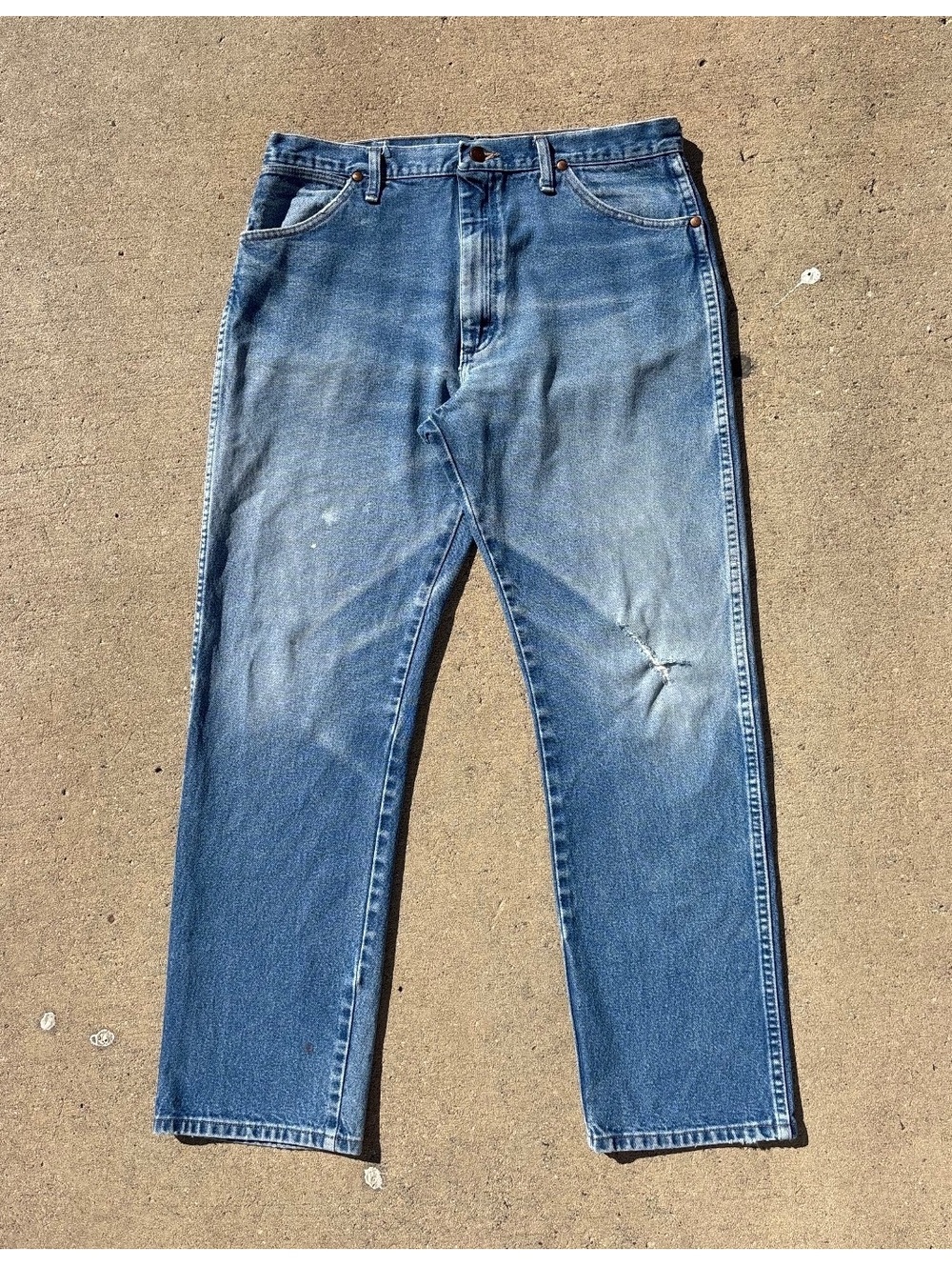 Vintage Wrangler 13MWZ Cowboy Cut Faded Jeans 36x32 Fits 34
